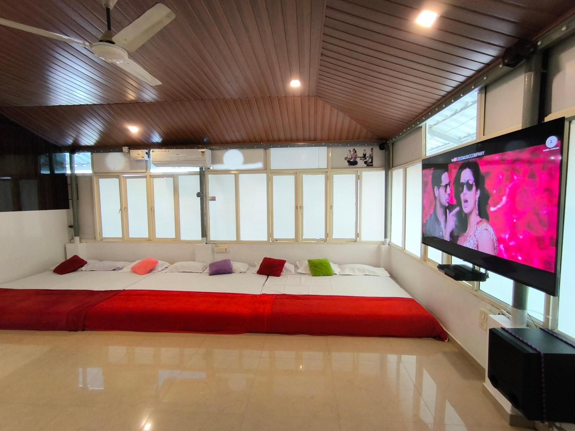 Blue Birds Homestay Cherai Beach Exterior photo