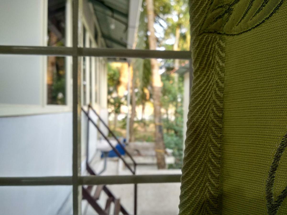 Blue Birds Homestay Cherai Beach Exterior photo
